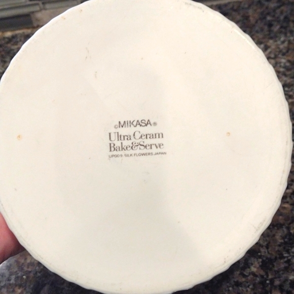 Mikasa Silk 🌺 Flowers Souffle - Picture 3 of 3